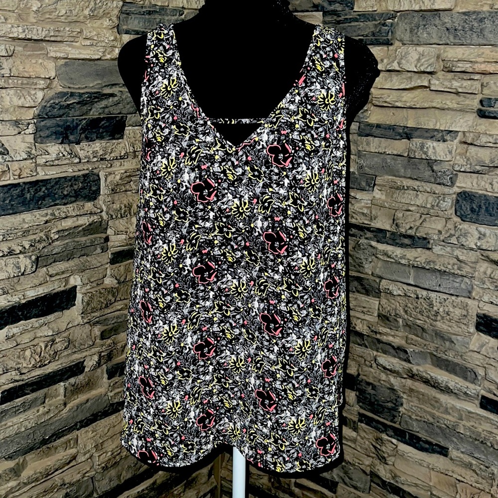 Petticoat Alley Tank Top